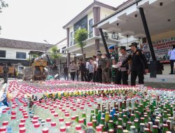 3.627 Botol Miras Berbagai Jenis Dimusnakan Polres Jombang, Jelang Natal dan Tahun Baru
