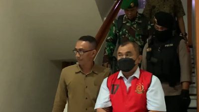 Terjerat Kasus Korupsi, Eks Direktur Perumda Pangklungan di Tahan Kejari Jombang