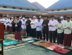 Keharuan Salat Idul Adha di Lapas Jombang, Hingga Usaha Menghela Nafas saat Over Kapasitas