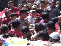 Sempat Diwarnai Kericuhan, Sedekah Bumi di Desa Tondowulan Plandaan Jombang