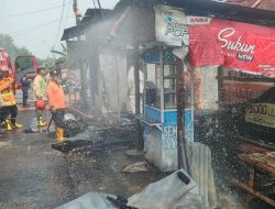 Elpiji Bocor, Warung di Mojowarno Jombang Ludes Terbakar