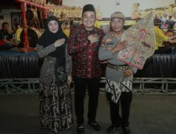 Pagelaran Wayang Kulit dan Campursari, Meriahkan Hari Bhayangkara ke-79 di Jombang