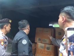 Polisi Gerebek Mobil Pembawa 800 Botol Arak di Jombang, Pelaku Ternyata Residivis